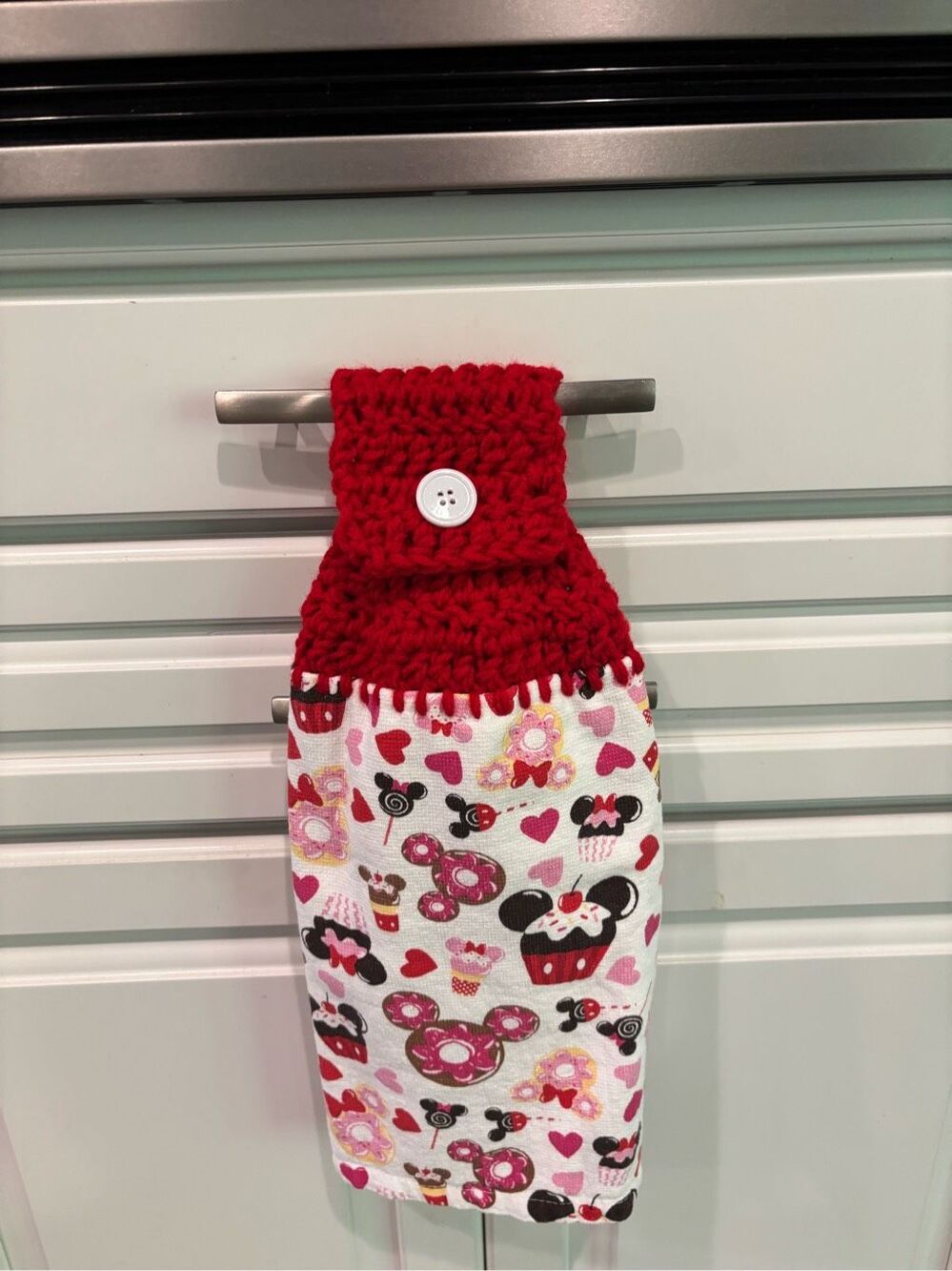 Crochet Top Kitchen Towel-mickey/minnie cupcakes